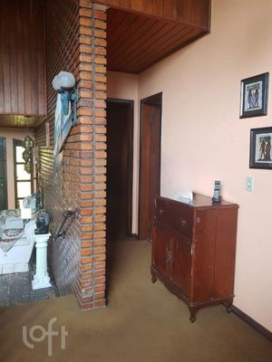 Image 5 - 737137