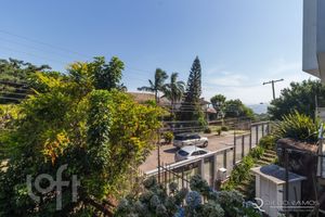 Image 68 - 737147