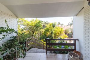 Image 66 - 737147
