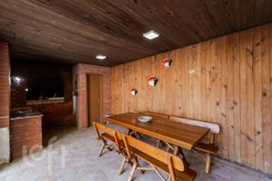 Image 15 - 737183