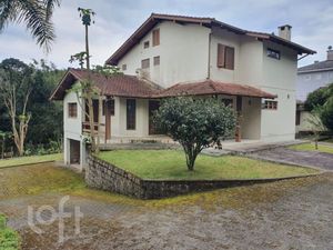 Image 33 - 737197