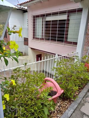 Image 3 - 737201