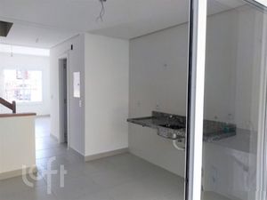 Image 8 - 737249