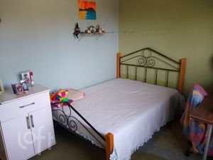 Image 8 - 737261