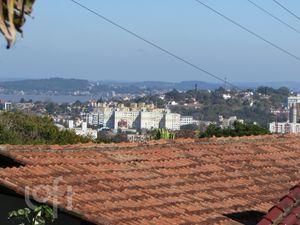 Image 29 - 737304