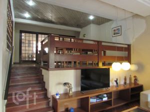 Image 16 - 737304