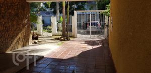 Image 9 - 737305