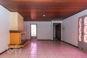 Image 1 - 737318