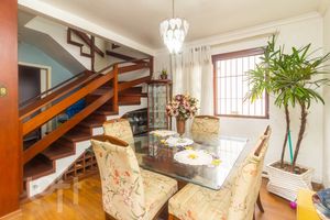 Image 1 - 737352