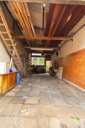 Image 37 - 737355