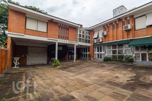 Image 36 - 737355