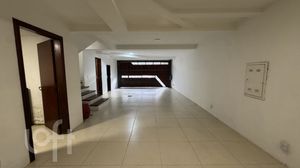 Image 38 - 737363
