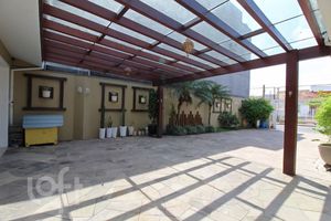 Image 43 - 737369