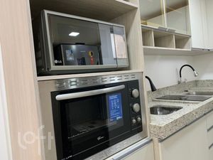 Image 9 - 737474