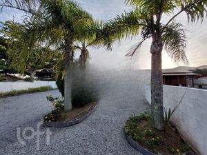 Image 16 - 737484