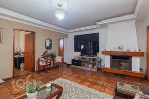 Image 39 - 737507