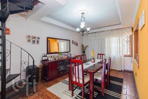 Image 1 - 737507