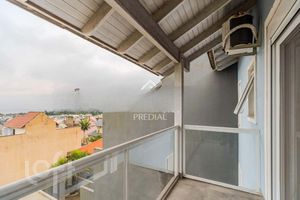 Image 32 - 737519