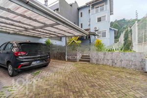 Image 16 - 737519