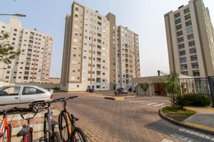 Image 30 - 737529