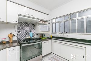 Image 1 - 737807