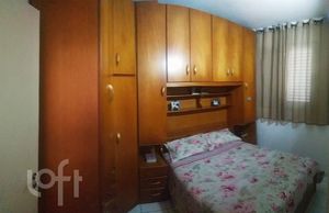 Image 4 - 737842