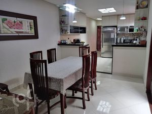 Image 4 - 738183
