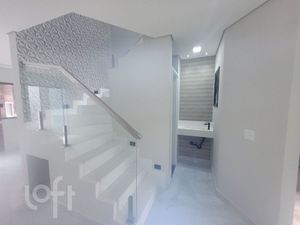 Image 4 - 738202