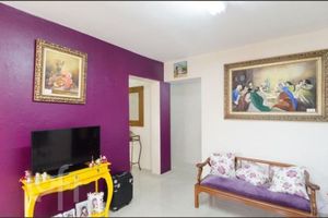 Image 19 - 738252
