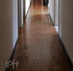 Image 8 - 738536