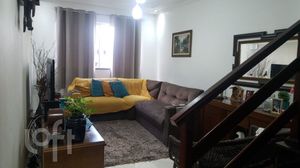 Image 32 - 738579