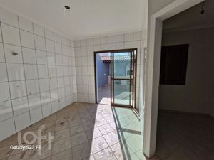 Image 4 - 738600