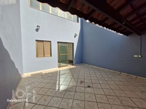 Image 9 - 738600