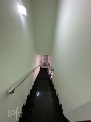 Image 10 - 738759
