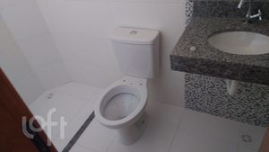 Image 4 - 738881