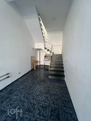 Image 10 - 739276