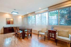 Image 31 - 739395