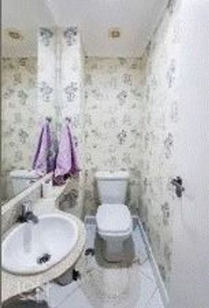 Image 9 - 739459
