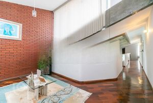 Image 36 - 739490