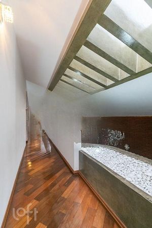 Image 31 - 739490