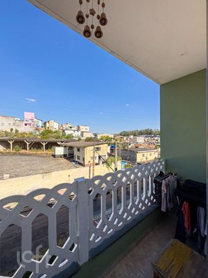 Image 11 - 739500