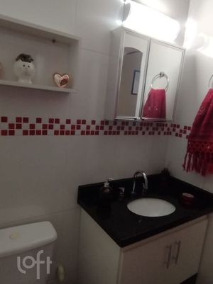 Image 3 - 739891