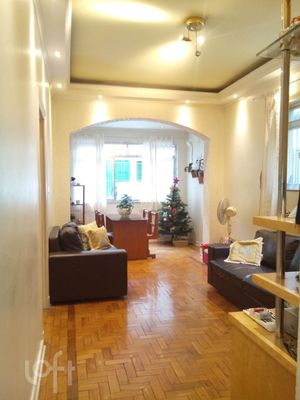 Image 6 - 740008