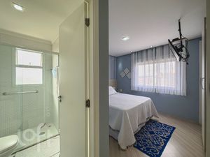 Image 13 - 740048