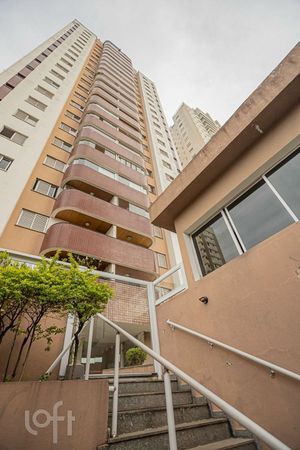 Image 30 - 740053