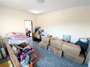 Image 1 - 740275