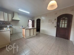 Image 9 - 740594
