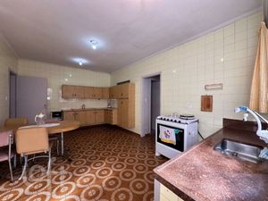 Image 3 - 740632