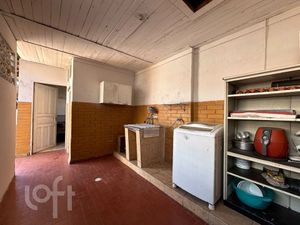 Image 17 - 740632