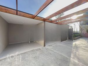 Image 11 - 740677